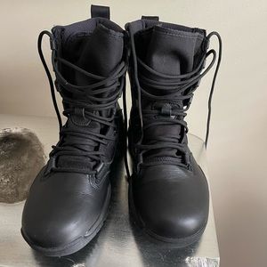 Nike boots